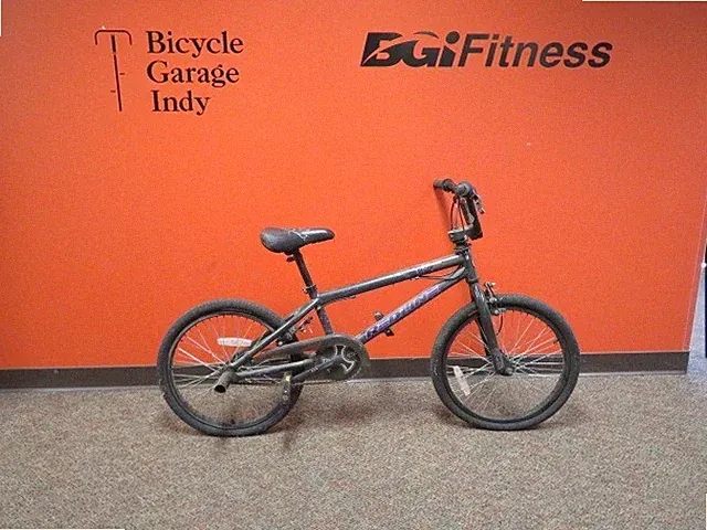 Red Line Free Style BMX bike Size 20 in wheels